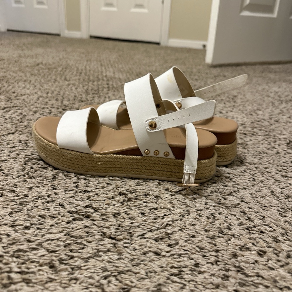 Womens sandals